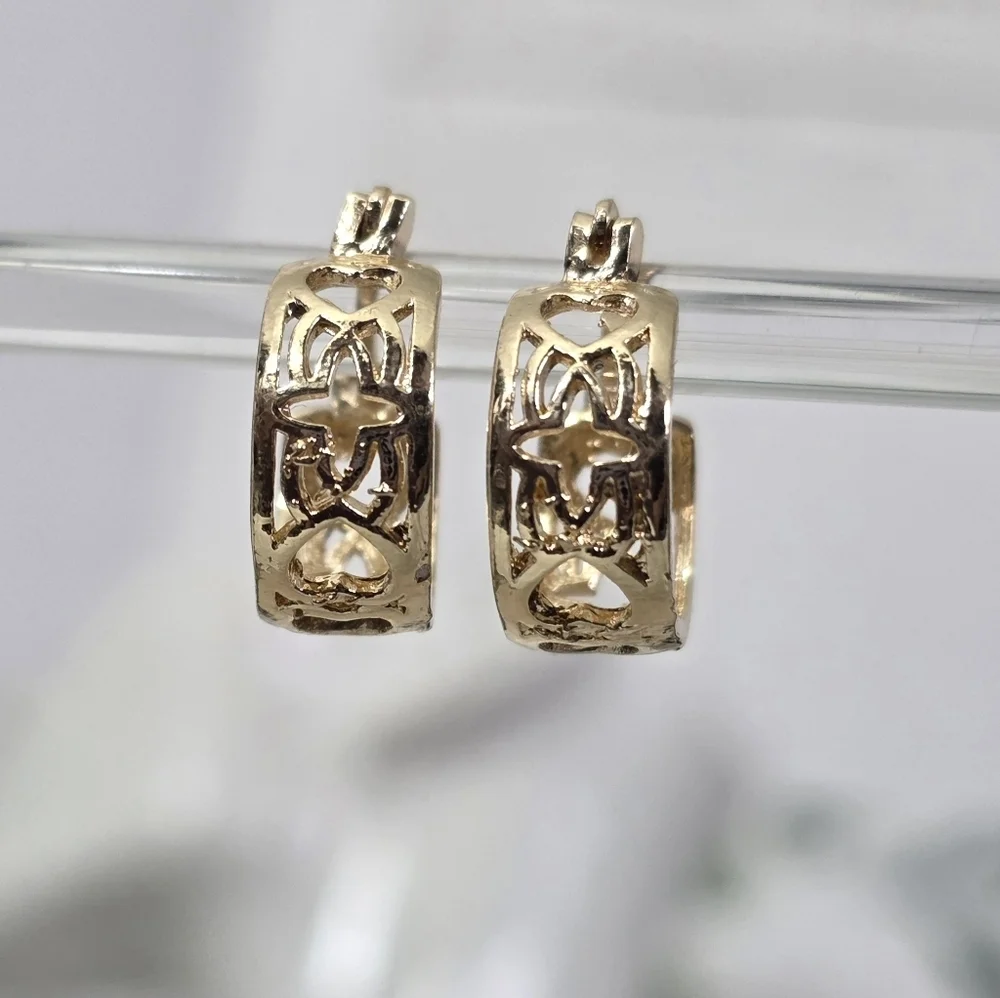 Gold Filled Small Hoop Earrings Heart Detail